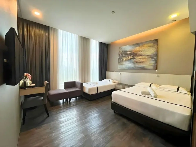 Standard Triple room
