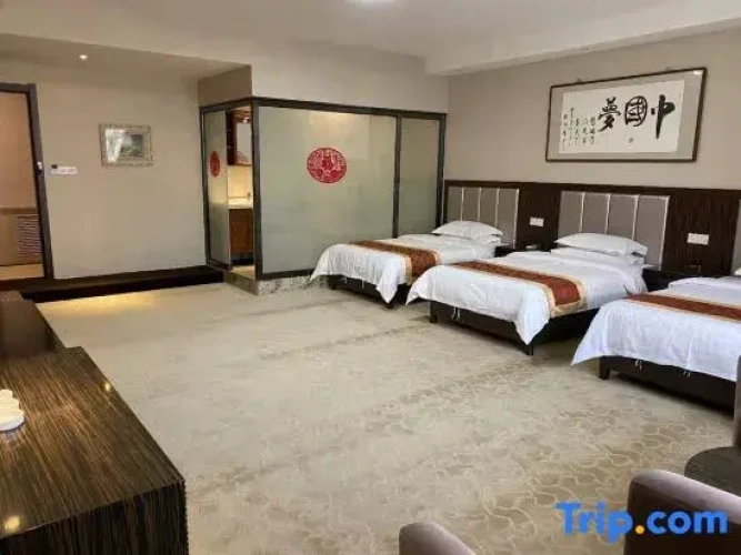 Deluxe Triple room