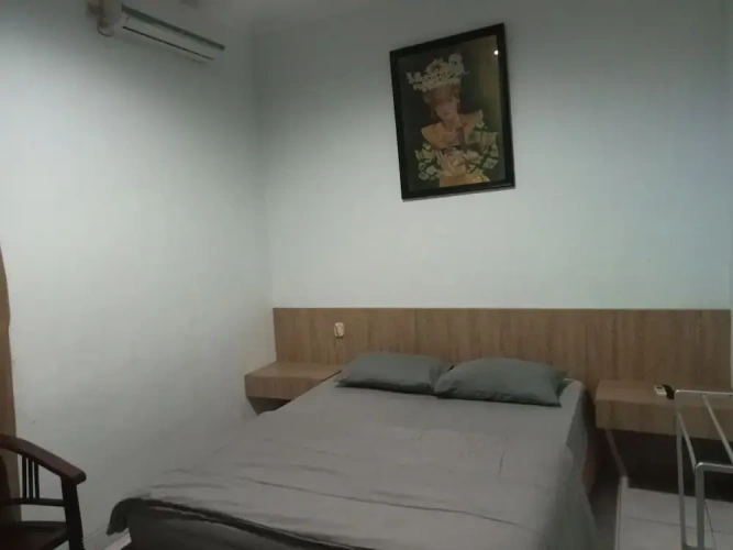 Deluxe Studio