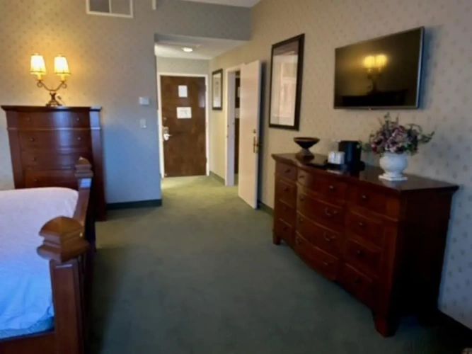 1 Bedroom Suite