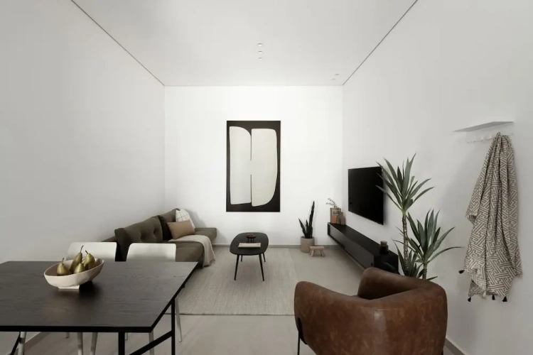 1 Bedroom Economy Apartment