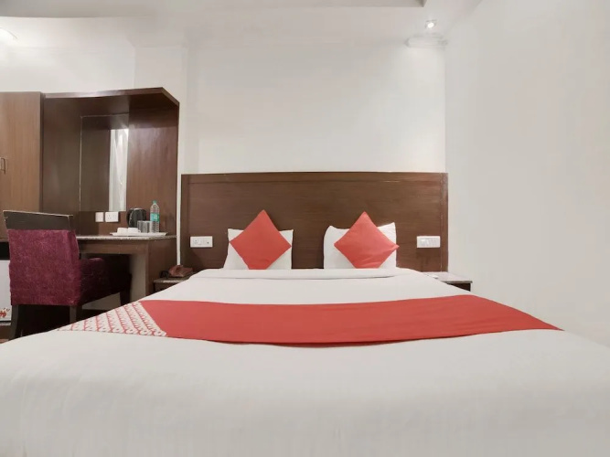 OYO 29752 Hotel Copper