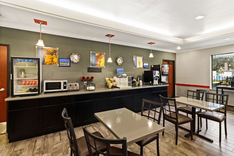 Best Western Galleria Inn & Suites photo 31