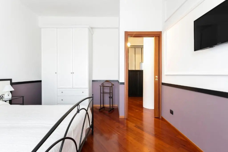 MyHomeInComo - Santa Chiara Apartment