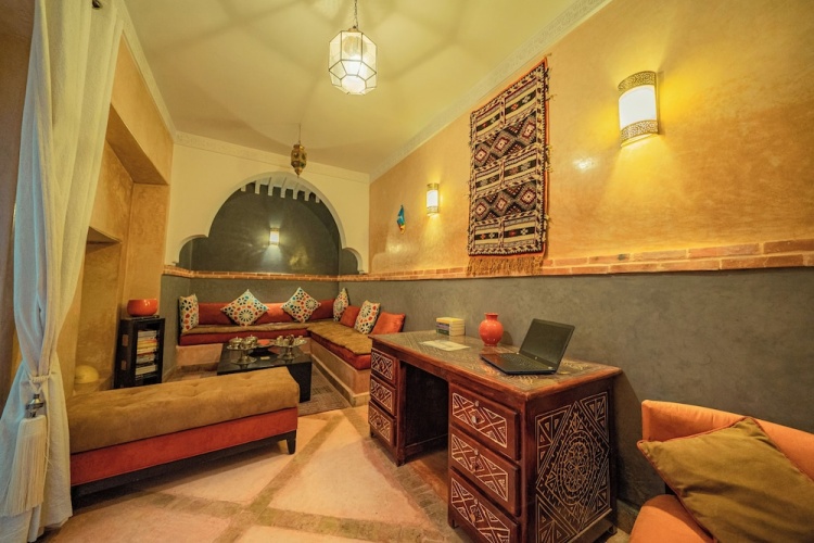 Riad Azawan