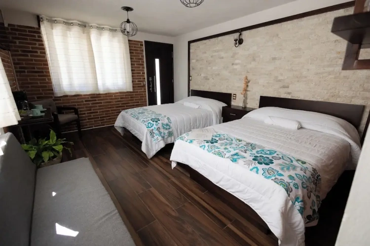Standard Family room with garden view