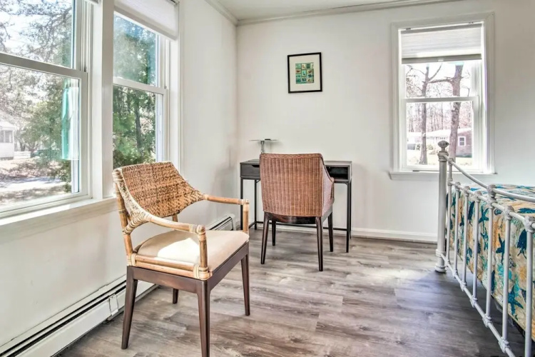 Cape Cod Escape ~ 2 Mi To Beaches & Dining!