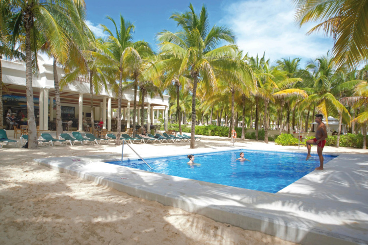 Riu Lupita photo 25