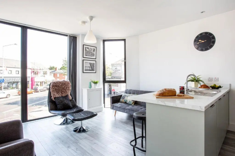 Luxury Fully Equipped Kitchen Ormeau Park