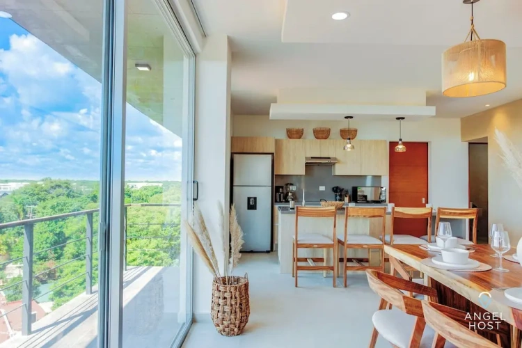 3 Bedrooms Apartment with balcony