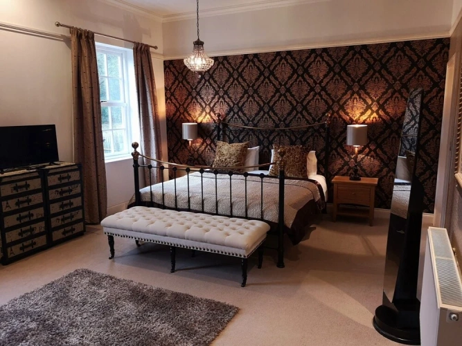 Deluxe Suite