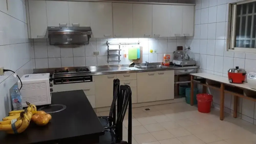 YOLOHO villa