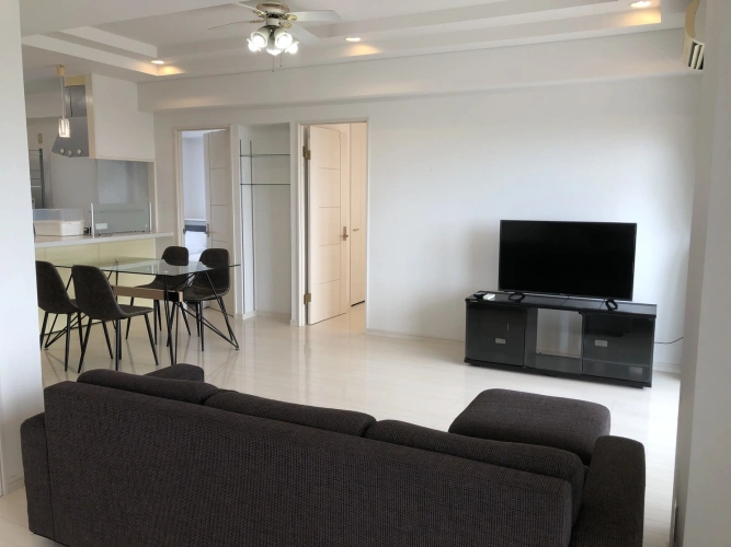 Triple Suite