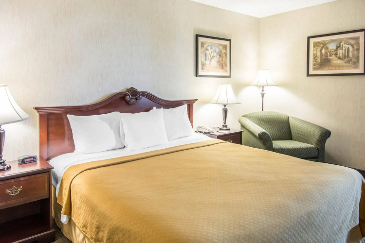 Quality Inn Downtown 4th Avenue