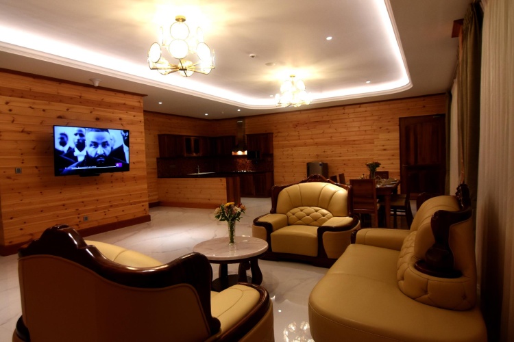 Double Suite