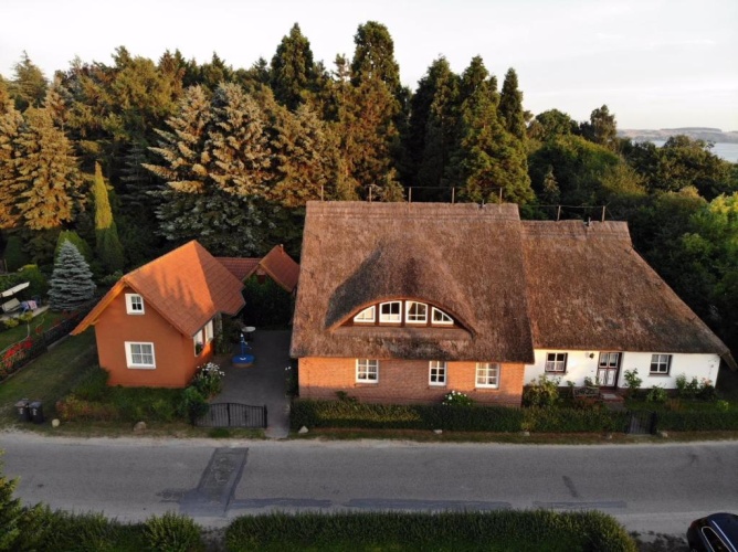 1 Bedroom Cottage