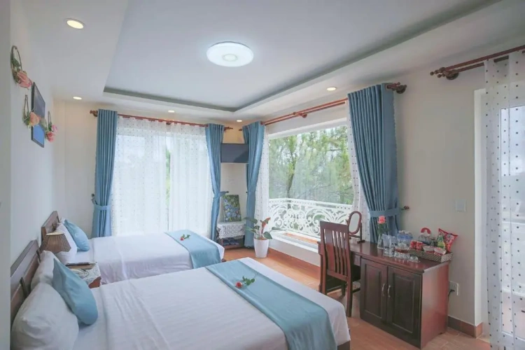 Standard Quadruple room with balcony