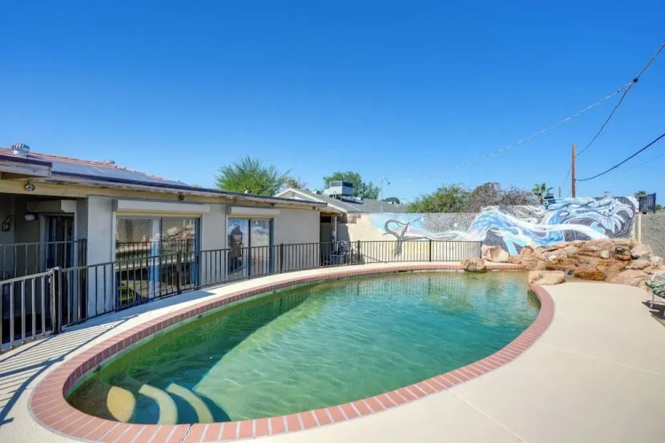 3 Bedrooms Cottage