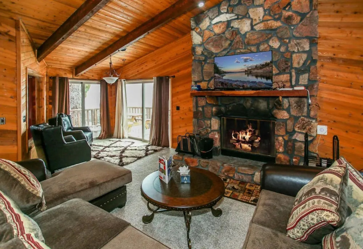 Grizzly Manor