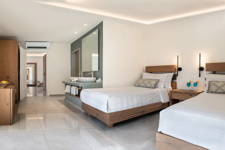 Hotel Petinos