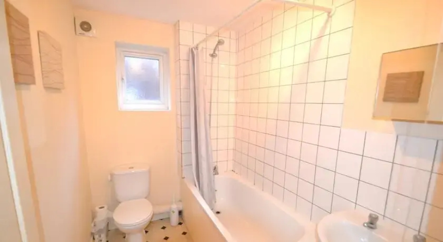 5 Cambrian Place