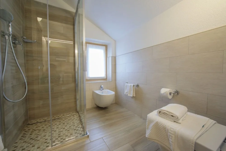 1 Bedroom Triple Family Apartment