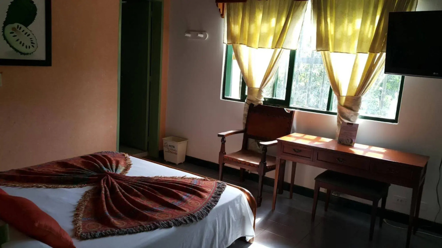 Hotel La Casa Amarela