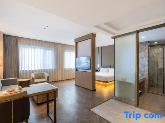 Double Suite