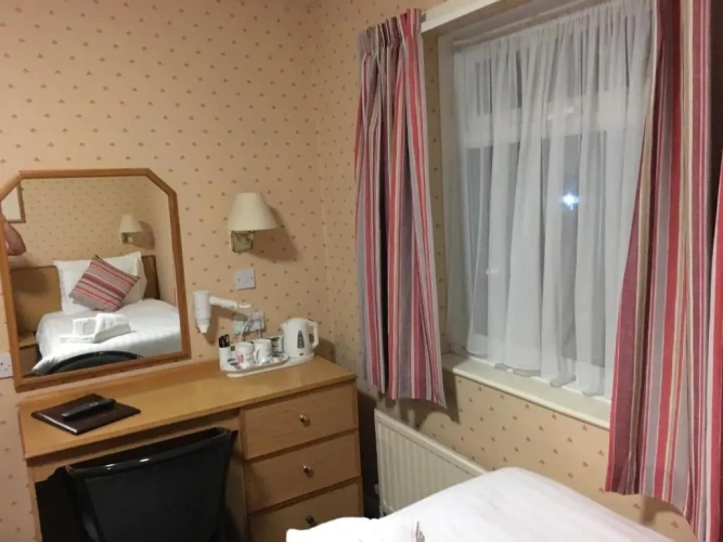 Standard Single room