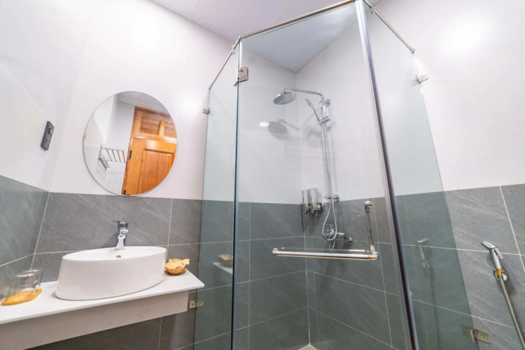 Quốc Khánh Condotel