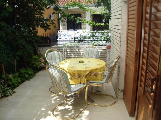 2 Bedrooms Double Apartment