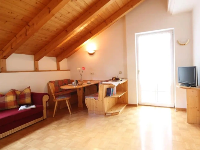 1 Bedroom Apartment with balcony