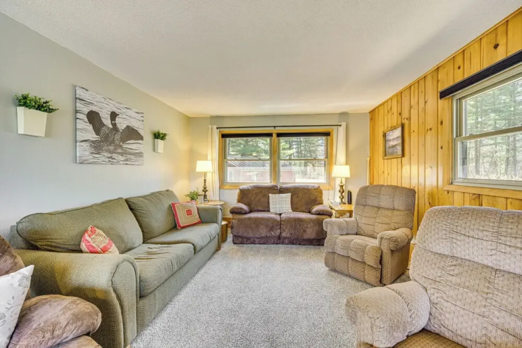 Beautiful Chetek Home w/ Prairie Lake Access!