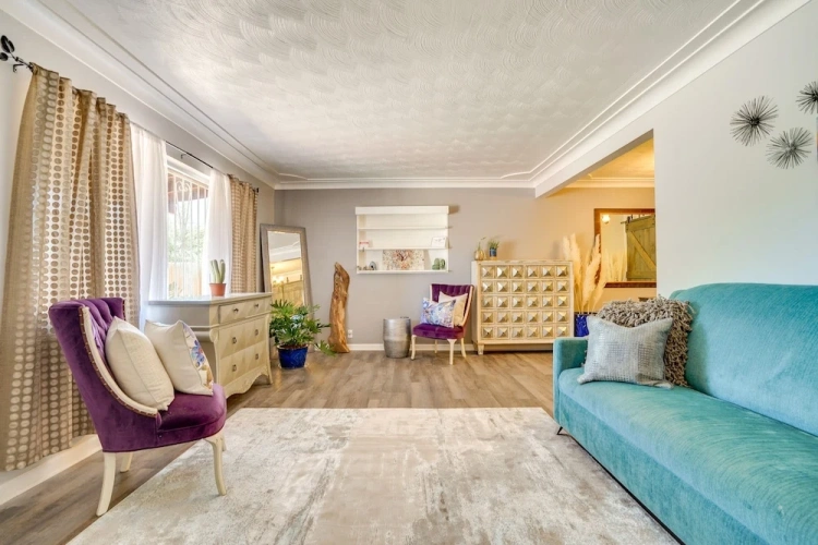 2 Bedrooms Cottage