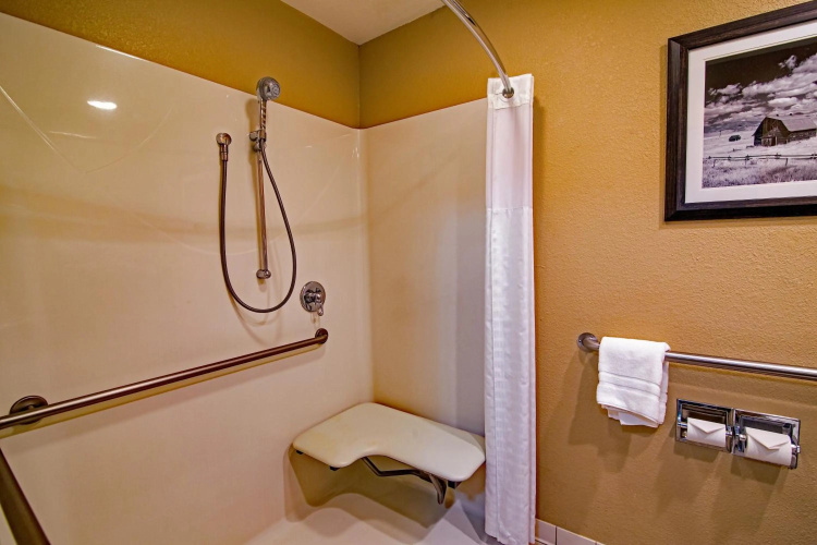 Heritage Inn photo 11