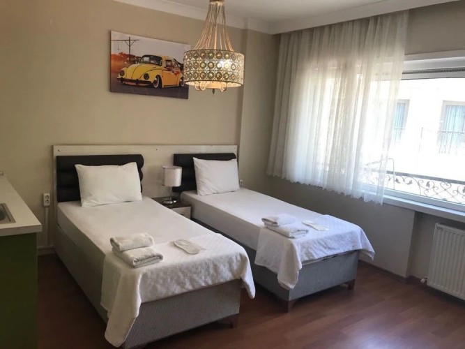 Sarah Suite