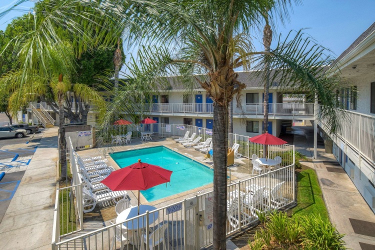 Motel 6 San Diego - El Cajon photo 11