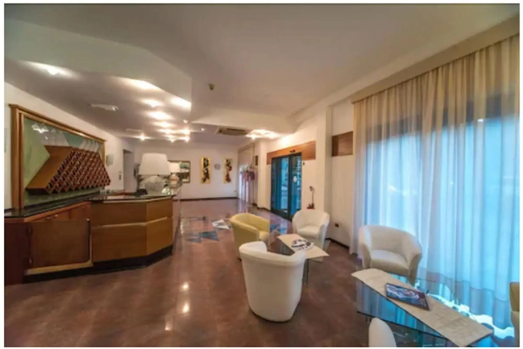 New Petit Hotel