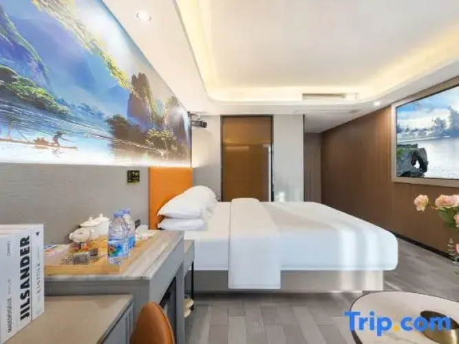 Standard Double room with view