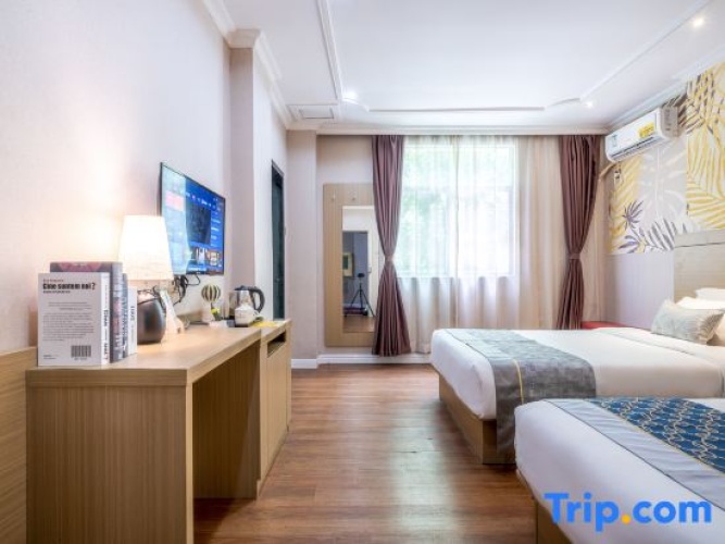 Premier Twin room