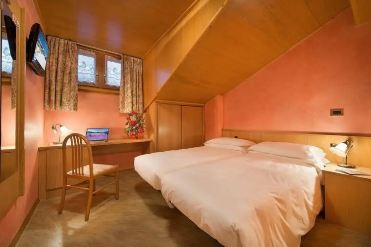 Hotel Centros