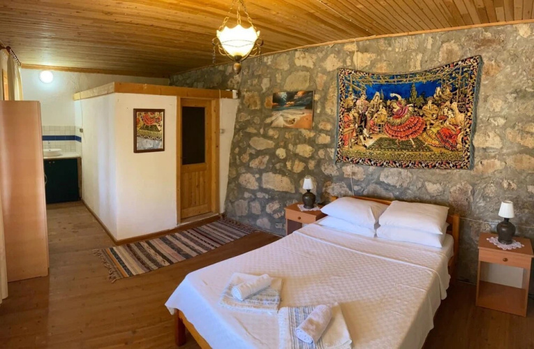 Nihan's Place Hotel