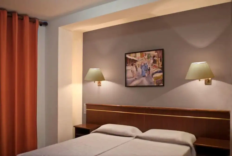 Standard Triple room with balcony