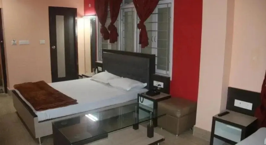 Hotel Flavours Inn