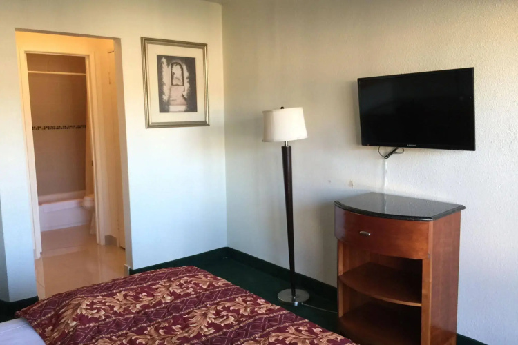 M Motel