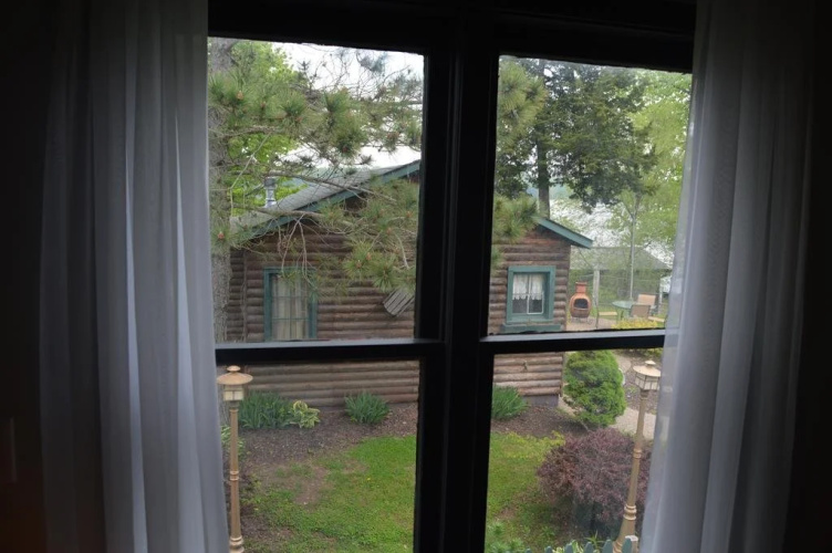 Moon River Cabins