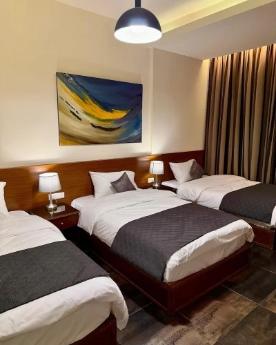 Standard Triple room