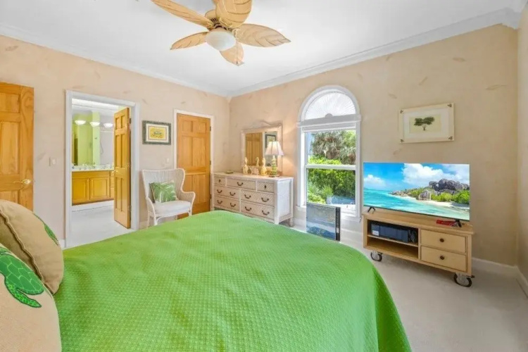 Paradise Found 4 Bedroom Home