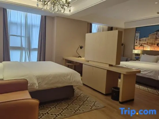 Deluxe Twin Family room with panoramic view
