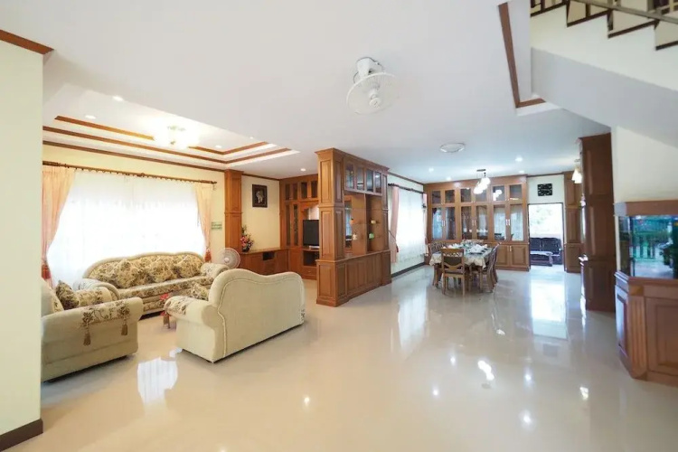 Lana Pool Villa
